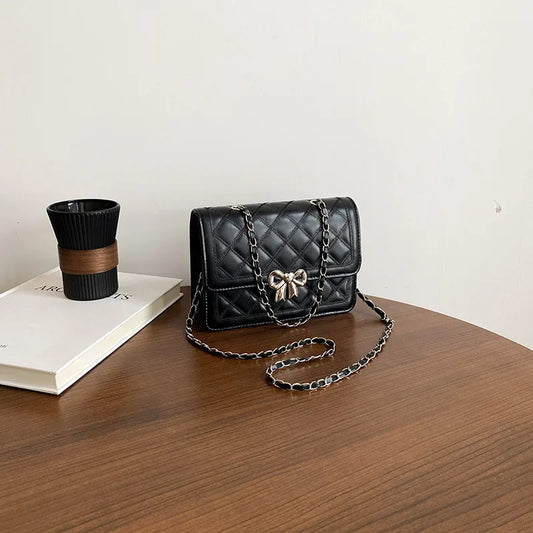 BOW Purse